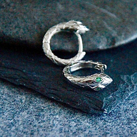 NWT Huggie Hoop Snake Earrings 14K Gold Plated Green CZ Minimalist Dainty - Picture 9 of 10